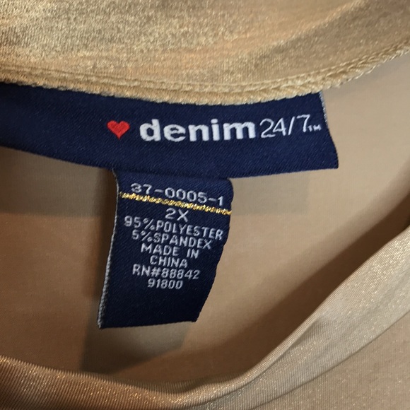 Denim 24/7 Gold Stretch Top 2X PLUS SIZE - Picture 2 of 6